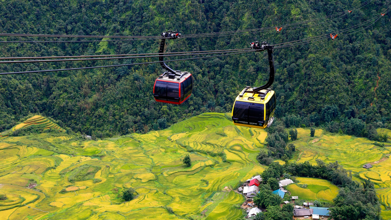 Round-trip Fansipan Cable Car Ticket (2)